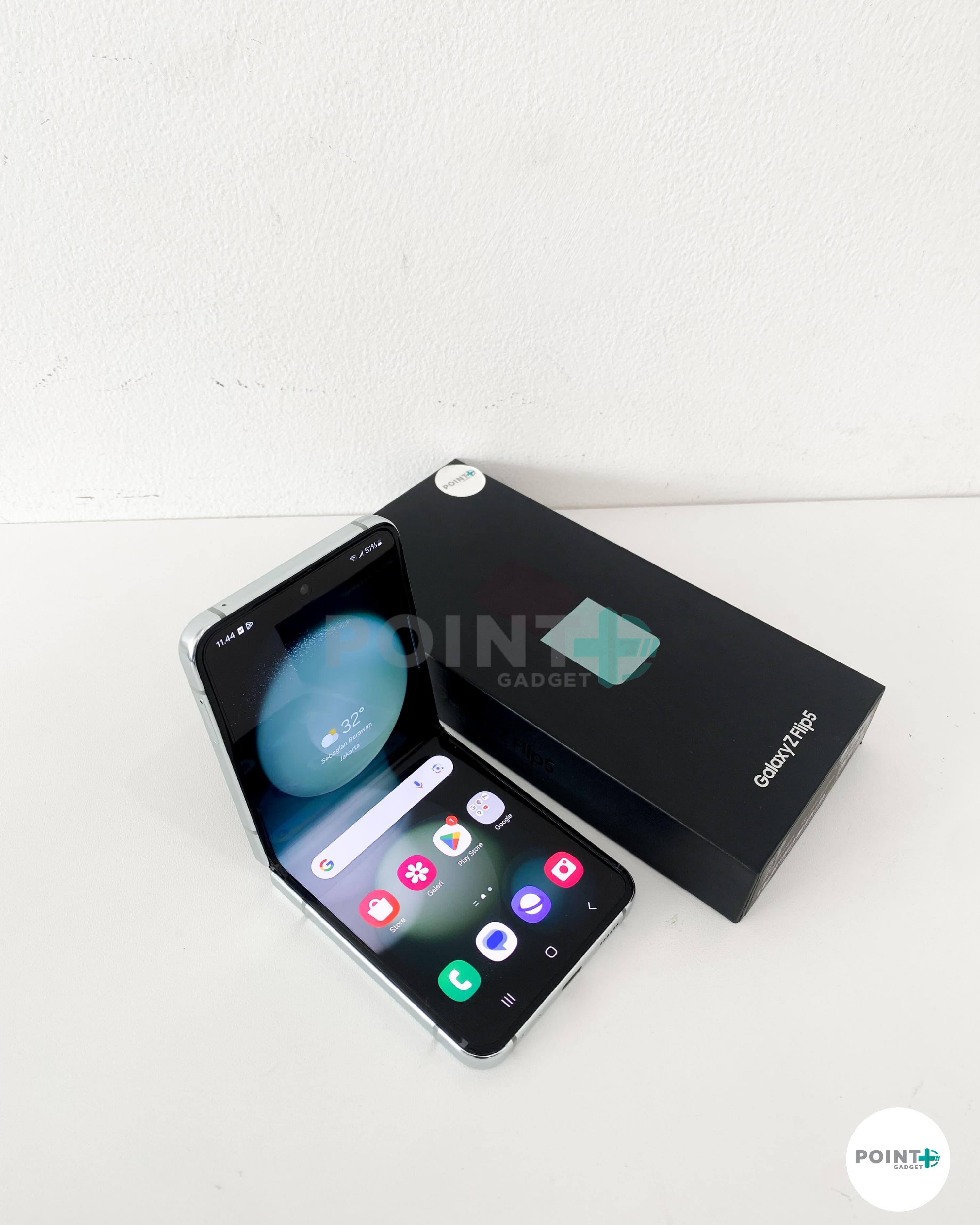 Samsung Z Flip 5 5G | 